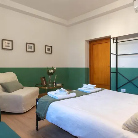 Apartament Light-filled Duomo 2br2ba Top-floor Flat Florencja