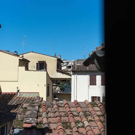 Apartmán Light-filled Duomo 2br2ba Top-floor Flat *
